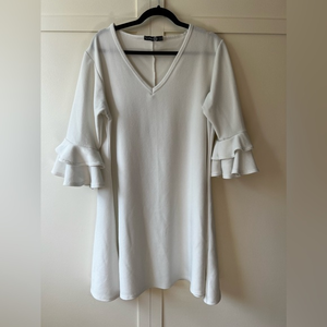 Boohoo Women’s White Dress Size US 18 With‎ Ruffle Sleeves